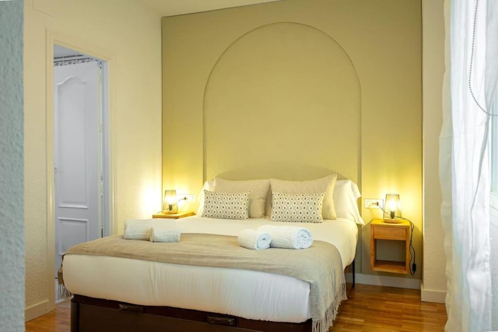Apartamento Triana Deluxe By Valcambre Sevilla Exterior foto